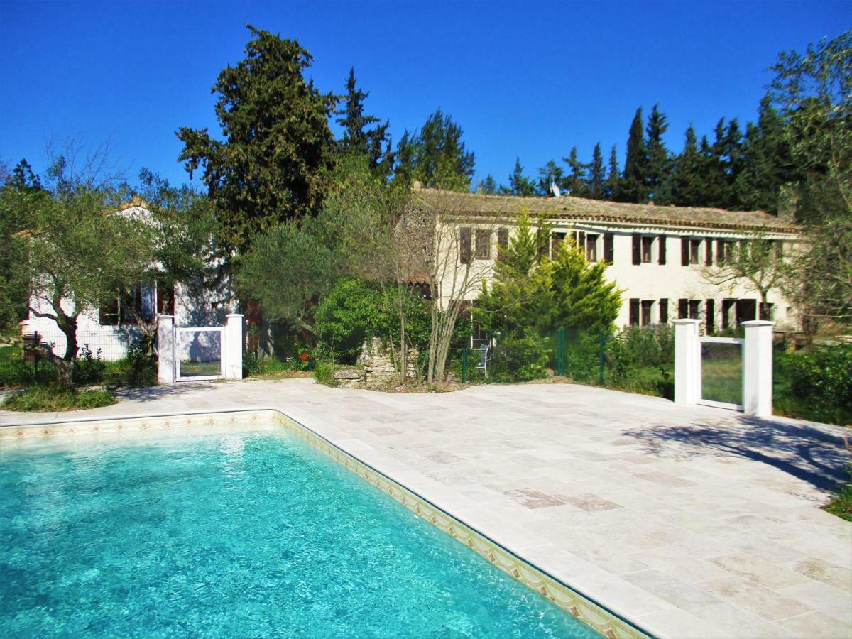 Le Mas Des Lilas Uzès Exteriör bild